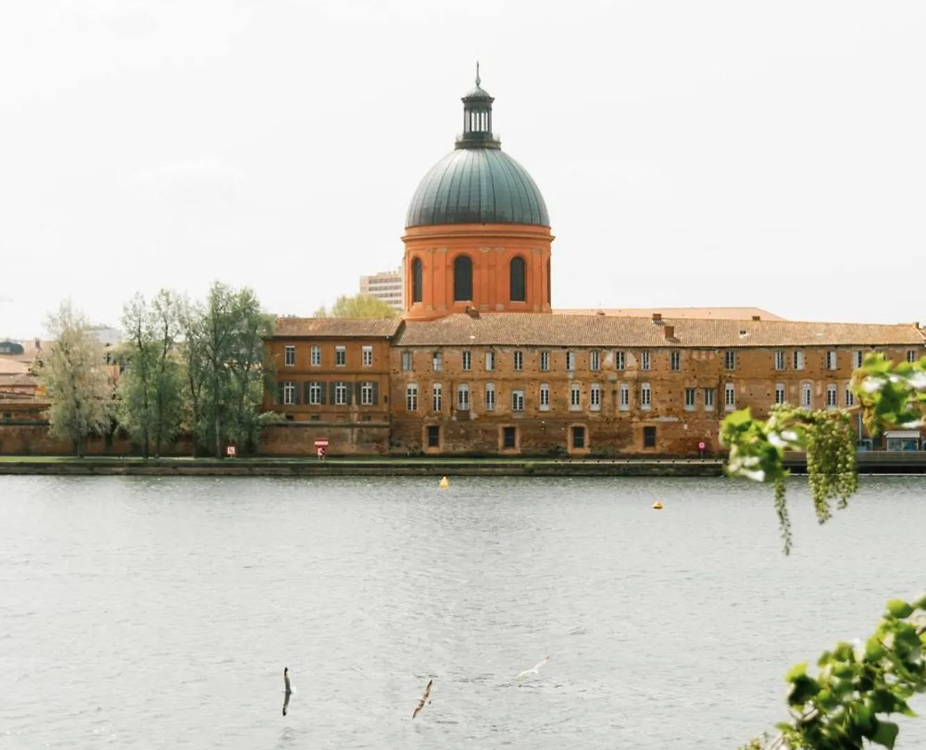 O Quai St Pierre Lägenhet Toulouse Frankrike